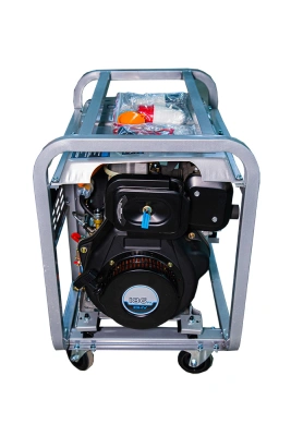 Генератор дизельный 5,0 кВт 380В/1,6 кВт 220В 15 л с электростартером TOR KM5000D по ценам производителя в Екатеринбурге с доставкой по всей России