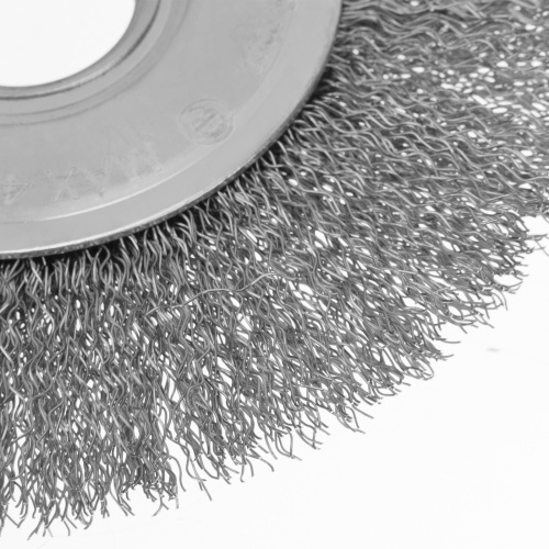 Щетка для УШМ, 125 мм, "Плоская", витая нержавеющая проволока 0.3 мм, посадка 22.2 мм Denzel по ценам производителя в Екатеринбурге с доставкой по всей России