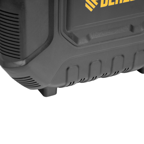 Компрессор воздушный DL1100 1.1 кВт, 180 л/мин, с набором аксессуаров Denzel купить в Москве с доставкой по всей России | ProtosMarket.ru