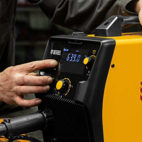 Аппарат инвертор. полуавтомат. cварки IMIG-205SDR, 200 А, ПВ 60%, катушка 5 кг Denzel по ценам производителя в Екатеринбурге с доставкой по всей России