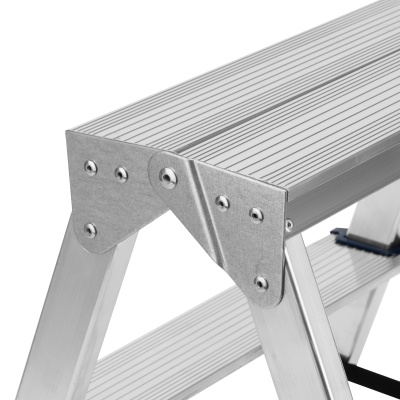 Стремянка двусторонняя 2 ступени, алюминиевая, Сибртех по ценам производителя в Екатеринбурге с доставкой по всей России