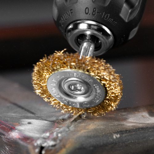 Щетка для дрели, 40 мм, плоская со шпилькой, латунированная витая проволока Matrix по ценам производителя в Екатеринбурге с доставкой по всей России