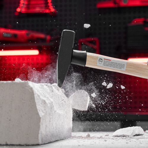 Молоток слесарный, 500 г, квадратный боек, деревянная рукоятка Matrix по ценам производителя в Екатеринбурге с доставкой по всей России