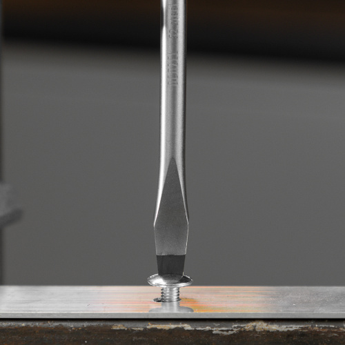 Набор отверток на полке, 8 шт., PH+SL, S2, 3к рукоятка Denzel по ценам производителя в Екатеринбурге с доставкой по всей России