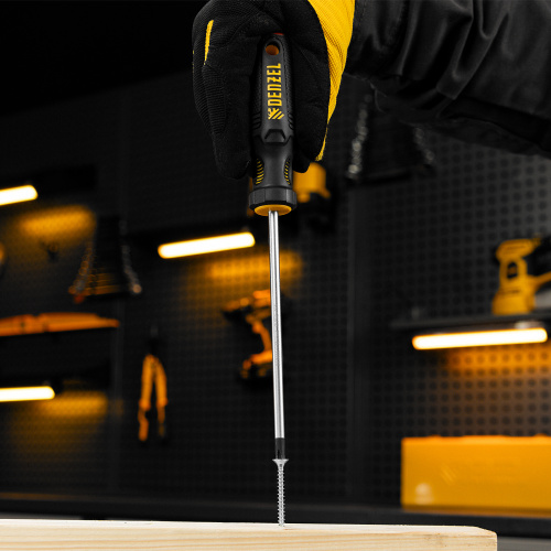 Отвертка, PH2х150 мм, S2, 3к рукоятка Denzel по ценам производителя в Екатеринбурге с доставкой по всей России