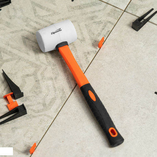 Киянка резиновая, 225 г, белая резина, фибергласовая рукоятка Sparta по ценам производителя в Екатеринбурге с доставкой по всей России