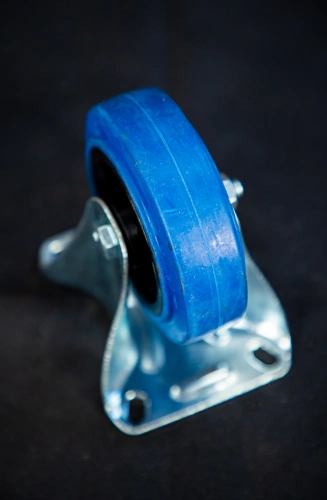 Колесо неповоротное резина FRCL 42 100 мм (F) по ценам производителя в Екатеринбурге с доставкой по всей России