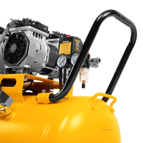 Компрессор безмасляный, малошумный DLS 1800/100,1800 Вт, 3x600, 100 л, 345 л/мин Denzel по ценам производителя в Екатеринбурге с доставкой по всей России