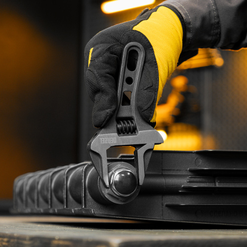 Ключ разводной 155 мм, CrV, кованый, укороченная рукоятка Denzel по ценам производителя в Екатеринбурге с доставкой по всей России