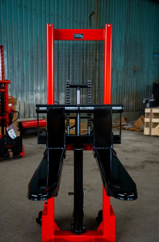 Штабелер гидравлический 2,0 т 1,6 м TOR CTY-E с раздвижными вилами по ценам производителя в Екатеринбурге с доставкой по всей России