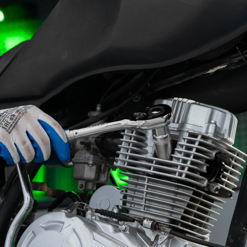 Ключ-трещотка 1/2", 45 зубьев, цельнометаллический, с быстрым сбросом, CrV, хром Сибртех по ценам производителя в Екатеринбурге с доставкой по всей России