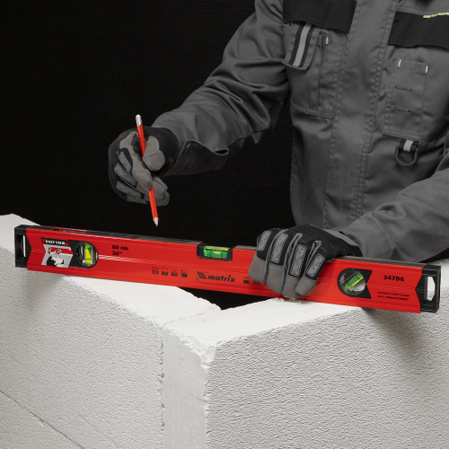 Уровень алюминиевый магнитный, 600 мм, фрезерованный, 3 глазка (1 зеркальный) усиленный Matrix по ценам производителя в Екатеринбурге с доставкой по всей России