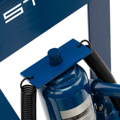 Трубогиб гидравлический, 8 т, в комплекте с башмаками 1/2-1 Stels по ценам производителя в Екатеринбурге с доставкой по всей России