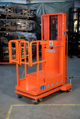 Сборщик заказов с электроподъемом 200 кг 3,5 м TOR GOPY3.503 по ценам производителя в Екатеринбурге с доставкой по всей России