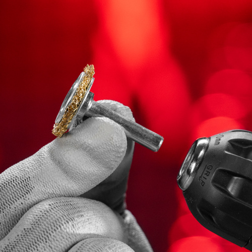 Щетка для дрели, 30 мм, плоская со шпилькой, латунированная витая проволока Matrix по ценам производителя в Екатеринбурге с доставкой по всей России