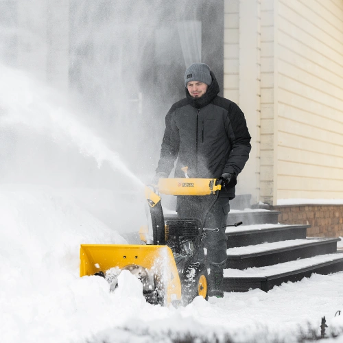 Гибридная снегоуборочная машина с функц. подметания SWB-600, 212 сс, руч. старт, 2 насадки Denzel по ценам производителя в Екатеринбурге с доставкой по всей России