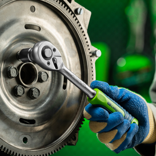 Ключ-трещотка 1/2", 45 зубьев, с быстрым сбросом, матовый хром Сибртех по ценам производителя в Екатеринбурге с доставкой по всей России