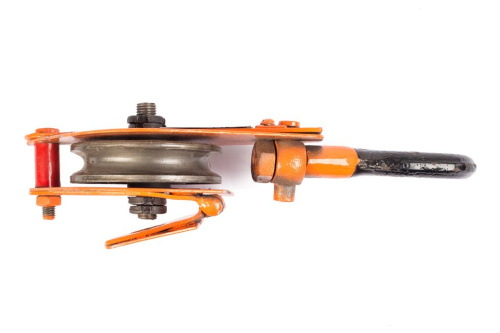 Блок монтажный однорольный с  ушком TOR 0,5 т с откидной щекой по ценам производителя в Екатеринбурге с доставкой по всей России