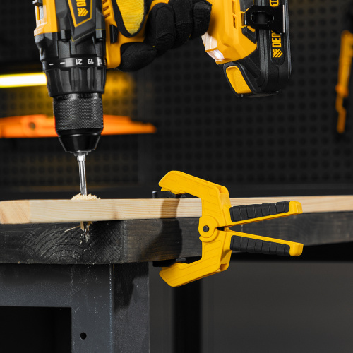 Струбцина клещеобразная, усиленная 65 х 50 мм, двухкомпонентные рукоятки Denzel по ценам производителя в Екатеринбурге с доставкой по всей России