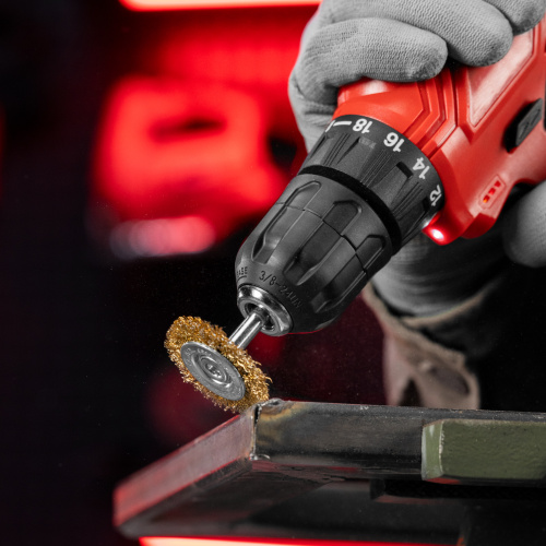 Щетка для дрели, 40 мм, плоская со шпилькой, латунированная витая проволока Matrix по ценам производителя в Екатеринбурге с доставкой по всей России