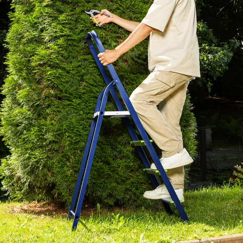 Стремянка, 4 ступени, стальной профиль, алюминиевые ступени Сибртех по ценам производителя в Екатеринбурге с доставкой по всей России