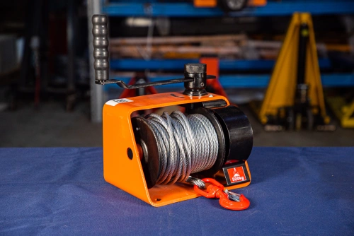 Лебедка ручная червячная TOR ЛРЧ 500 (VS) 0,5 т 25 м по ценам производителя в Екатеринбурге с доставкой по всей России