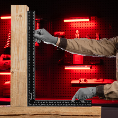 Угольник, 400 х 600 мм, цельнометаллический Matrix по ценам производителя в Екатеринбурге с доставкой по всей России