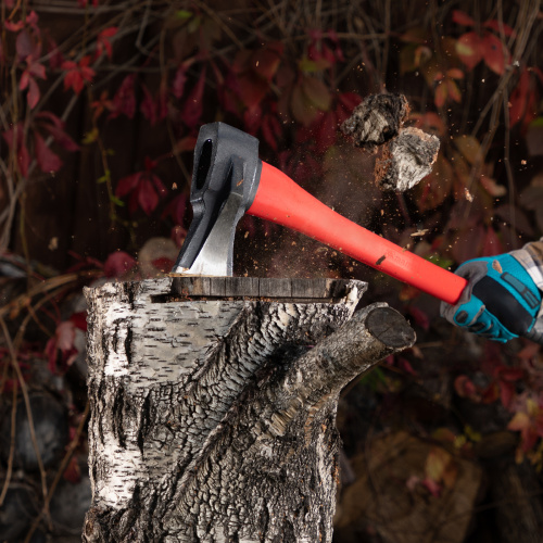 Топор-колун с клиновидным полотном 2000 г, фибергласовое обрезиненное топорище 880 мм Matrix по ценам производителя в Екатеринбурге с доставкой по всей России