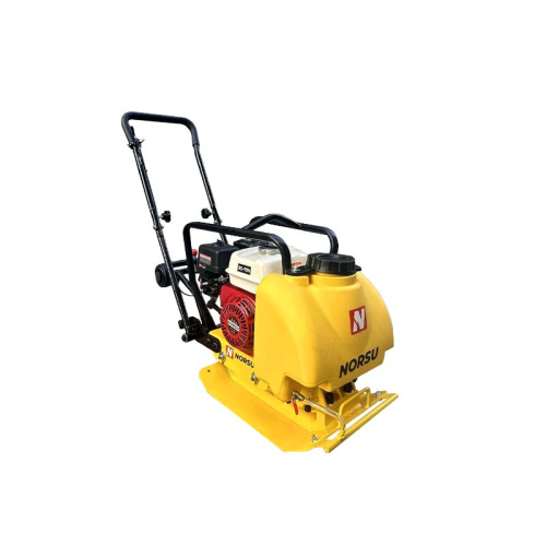 Виброплита бензиновая прямоходная NORSU RF-70TH (колесный комплект, бак для воды) по ценам производителя в Екатеринбурге с доставкой по всей России