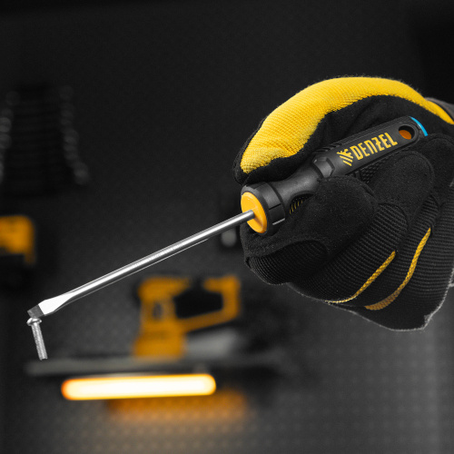 Отвертка, SL4х100 мм, S2, 3к рукоятка Denzel по ценам производителя в Екатеринбурге с доставкой по всей России