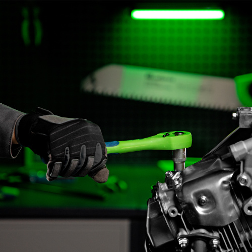 Ключ-трещотка 1/2", CrV, 72 зуба, с быстрым сбросом Сибртех по ценам производителя в Екатеринбурге с доставкой по всей России