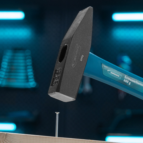 Молоток слесарный, 600 г, квадратный боек, фибергласовая обрезиненная рукоятка Gross по ценам производителя в Екатеринбурге с доставкой по всей России