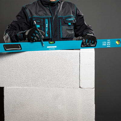 Уровень алюминиевый, 1500 мм, усиленный с ударопрочными заглушками, рукоятки, 3 глазка Gross по ценам производителя в Екатеринбурге с доставкой по всей России