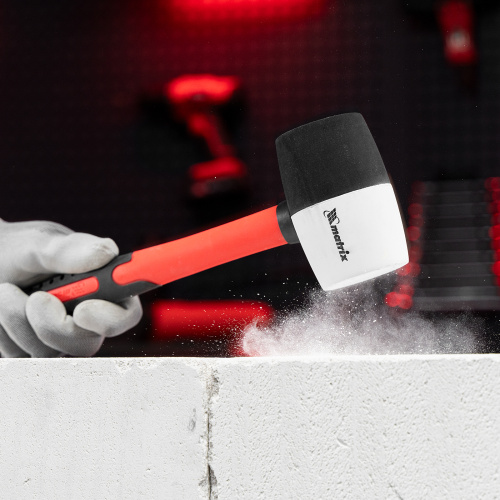 Киянка резиновая, 450 г, черно-белая резина, фибергласовая рукоятка Matrix по ценам производителя в Екатеринбурге с доставкой по всей России