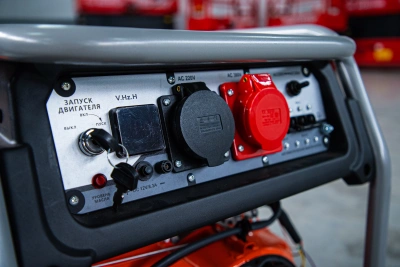 Генератор бензиновый 5,0 кВт 220В/380В с электростартером TOR KM6500HE по ценам производителя в Екатеринбурге с доставкой по всей России