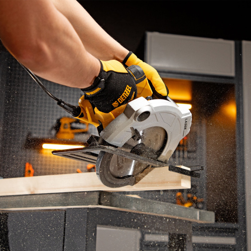 Пила циркулярная CS-210, 1800 Вт, 210 мм Denzel по ценам производителя в Екатеринбурге с доставкой по всей России