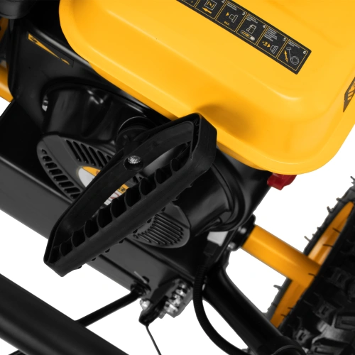 Бензиновая снегоуборочная машина SBM 610, 212 cc, ручной старт, фара Denzel по ценам производителя в Екатеринбурге с доставкой по всей России