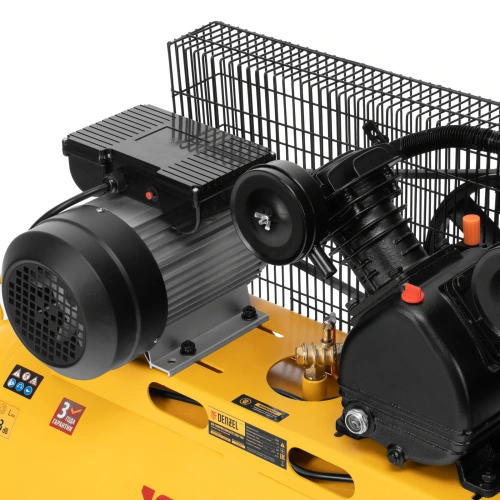 Компрессор воздушный BCV2200/100, ременный привод, 2.2 кВт, 100 литров, 370 л/мин Denzel по ценам производителя в Екатеринбурге с доставкой по всей России