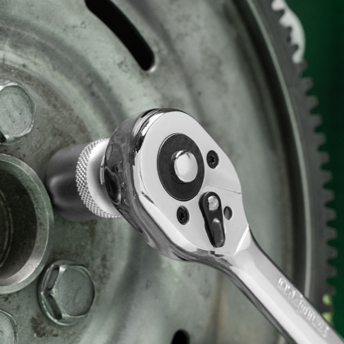 Ключ-трещотка 3/8", 45 зубьев, цельнометаллический, с быстрым сбросом, CrV, хром Сибртех по ценам производителя в Екатеринбурге с доставкой по всей России