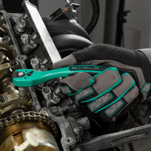 Набор инструментов 1/2", 1/4", CrV, 12 гранные головки, пластиковый кейс, 82 предмета Stels по ценам производителя в Екатеринбурге с доставкой по всей России