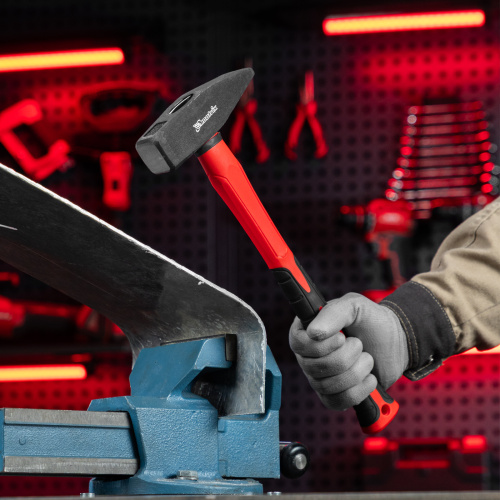 Молоток слесарный optimal, 1000 г, фибергласовая обрезиненная рукоятка, квадратный боек Matrix по ценам производителя в Екатеринбурге с доставкой по всей России