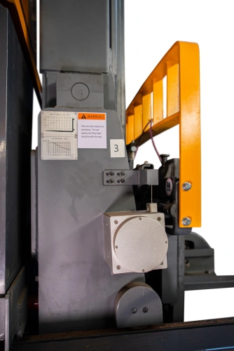 Ричтрак электрический с кабиной TOR 2,0 т 9,5 м CQD20-D Li-ion купить в Москве с доставкой по всей России | ProtosMarket.ru