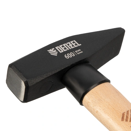 Молоток слесарный, 600 г, кованый квадратный боек, буковая рукоятка Denzel по ценам производителя в Екатеринбурге с доставкой по всей России