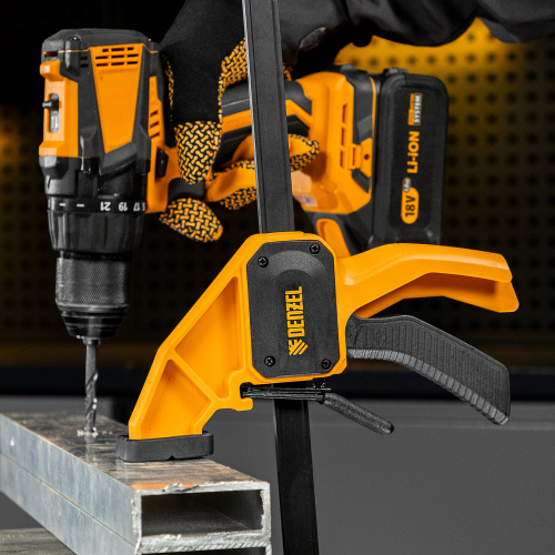 Струбцина F-образная, быстрозажимная, 300 х 80 мм, усиленный нейлоновый корпус Denzel по ценам производителя в Екатеринбурге с доставкой по всей России