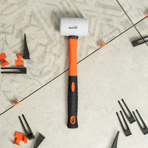 Киянка резиновая, 225 г, белая резина, фибергласовая рукоятка Sparta по ценам производителя в Екатеринбурге с доставкой по всей России