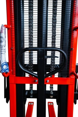 Штабелер гидравлический 2,0 т 3,0 м TOR CTY-EH с раздвижными вилами купить в Москве с доставкой по всей России | ProtosMarket.ru