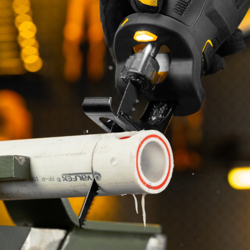 Пила сабельная аккумуляторная бесщет. RS-250, Li-Ion, 20 В Denzel по ценам производителя в Екатеринбурге с доставкой по всей России