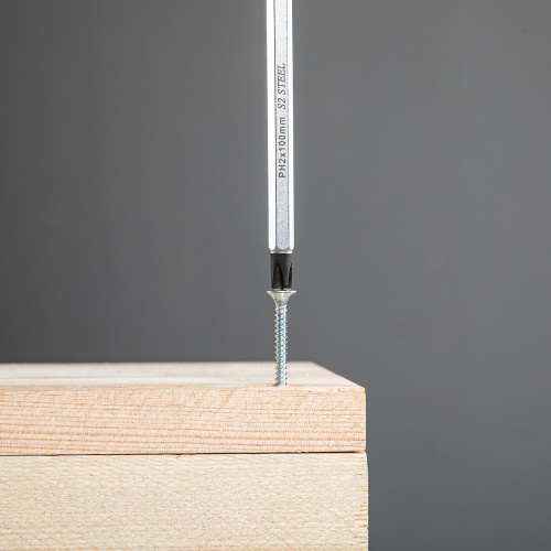 Отвертка PH2 x 100 мм, S2, трехкомпонентная ручка Gross по ценам производителя в Екатеринбурге с доставкой по всей России