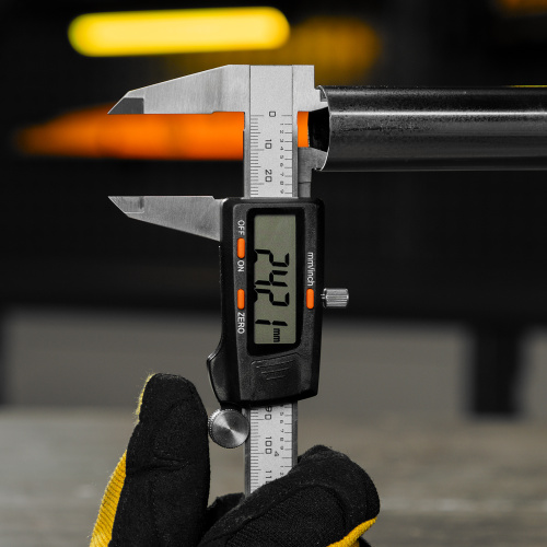 Штангенциркуль, 150 мм, электронный, с глубиномером Denzel по ценам производителя в Екатеринбурге с доставкой по всей России