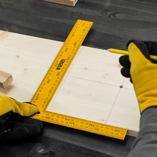 Угольник стальной, 200 х 300 мм Denzel по ценам производителя в Екатеринбурге с доставкой по всей России